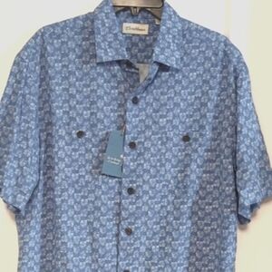 NEW! Caribbean Blue Short Sleeve Tropical Palm Print Shirt. Size Large.